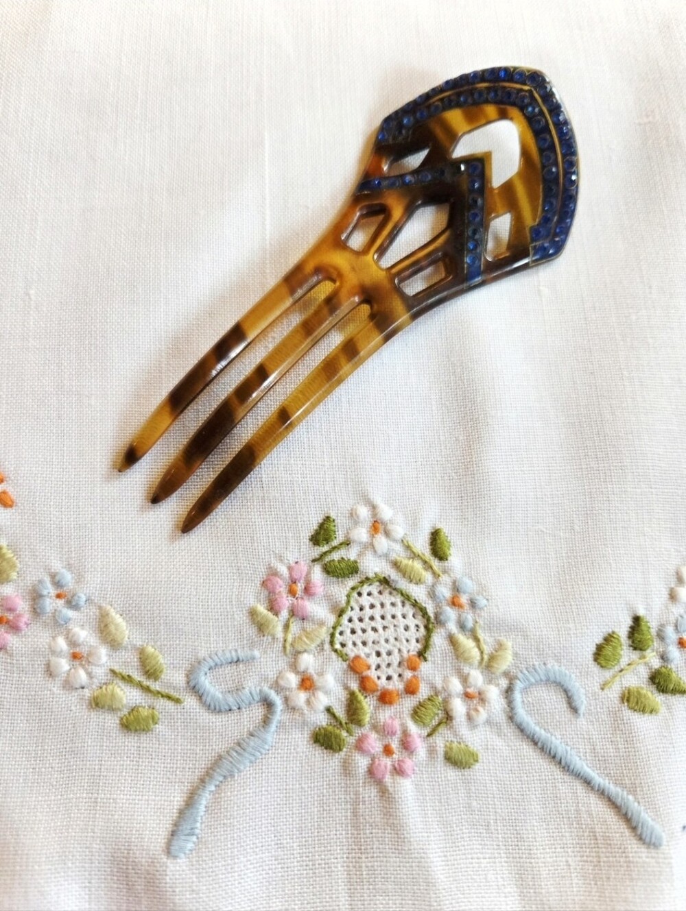 Vintage French Art Deco Celluloid Tortoise Blue Rhibestone Hair Comb
